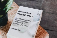 Creacosmética, el primer anuario de proveedores 360º de la industria española de la cosmética y perfumería